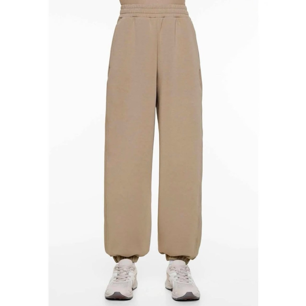 OYSHO relaxed jogger pants กางเกงผ้ายืด ผ้าดีเว่อร์ 🤎🤎