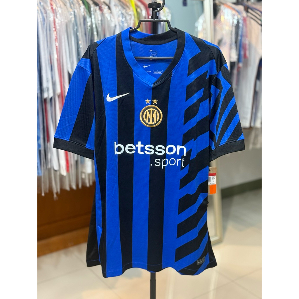 เสื้อบอลแท้(เกรดแฟนบอล)Inter Milan home 24/25 ***สินค้าอาจจะอัพเดทล่าช้า ก่อนสั่งสินค้า ทักหาทางร้าน