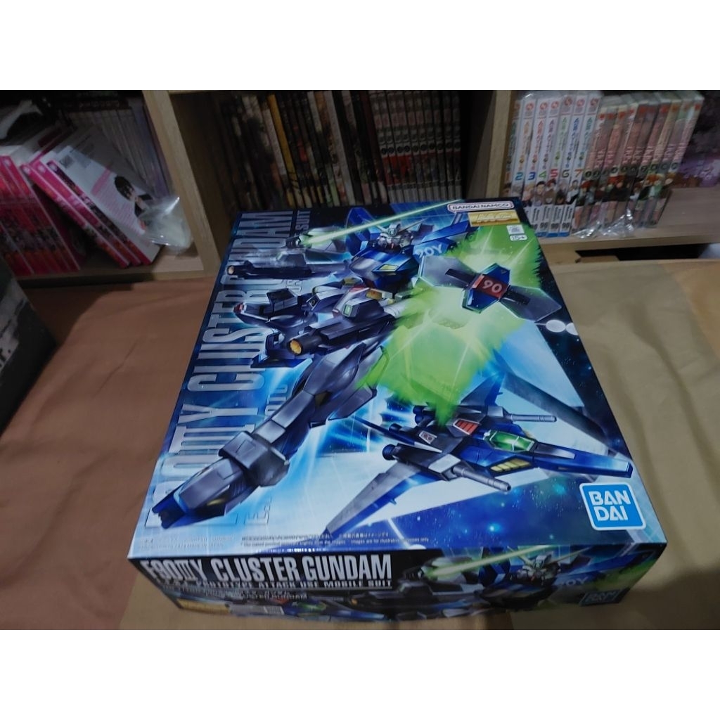 P-BANDAI MG 1/100 F90III-Y Cluster Gundam