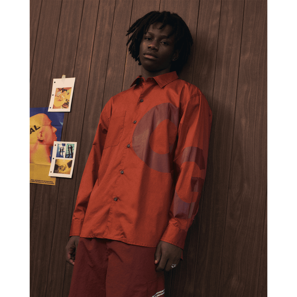 ORIGINAL GREYHOUND OVERSIZED LOGO SHIRT