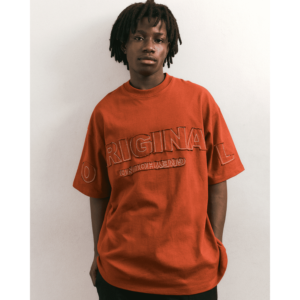 ORIGINAL GREYHOUND APPLIQUED LOGO T-SHIRT