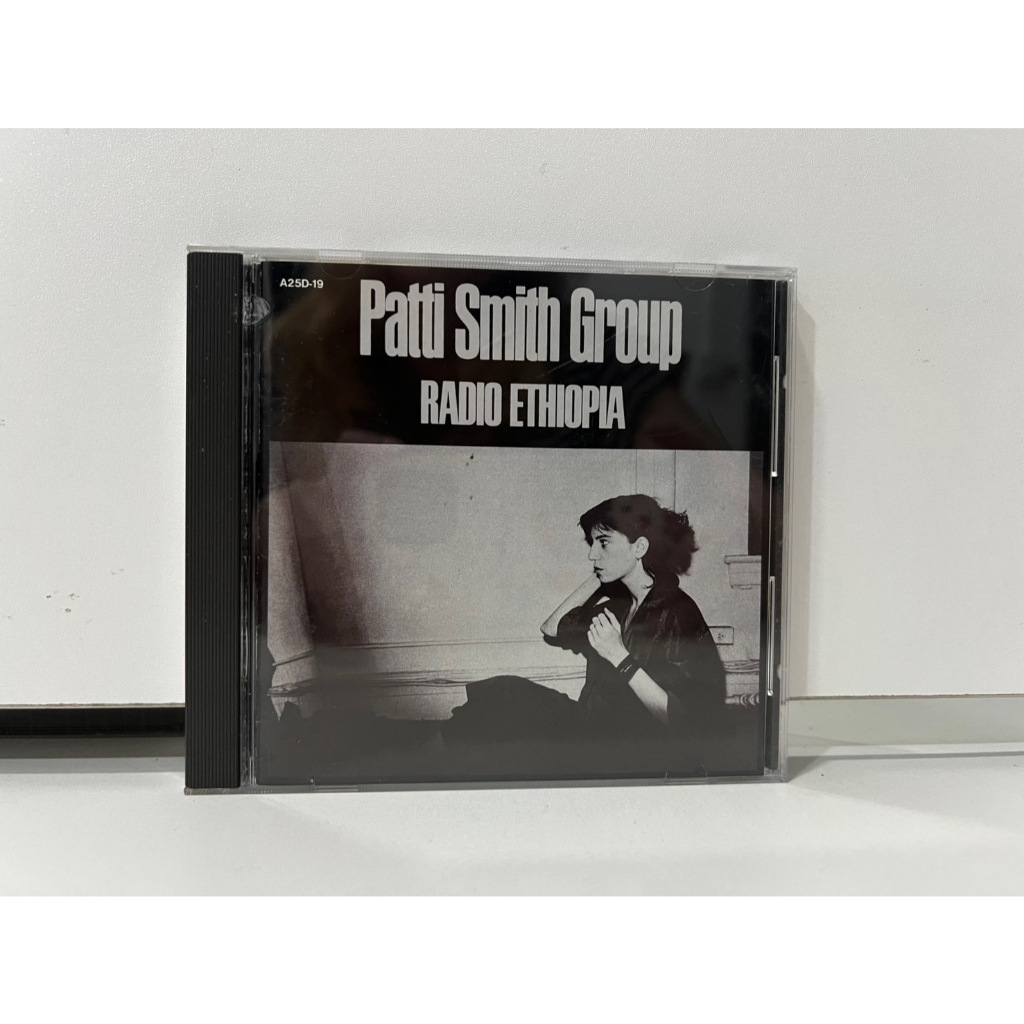 1 CD MUSIC ซีดีเพลงสากล RADIO ETHIOPIA/PATTI SMITH GROUP (G13J112)