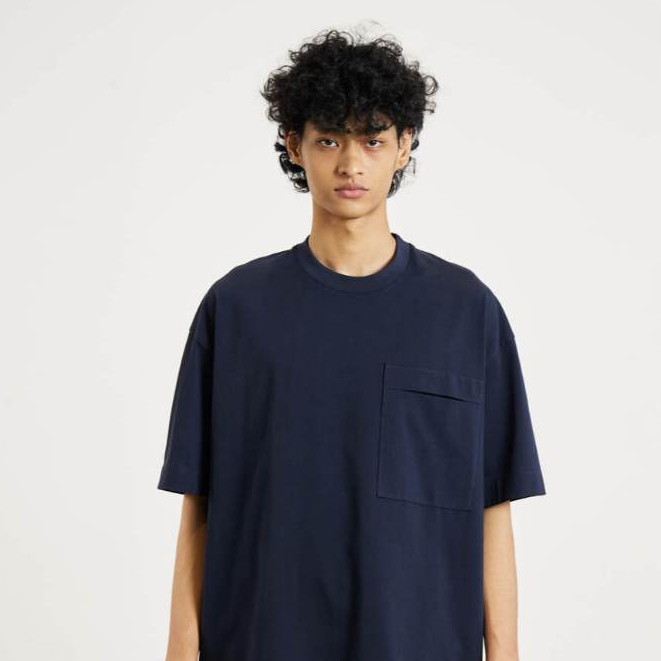 OVERSIZED POCKET T-SHIRT เสื้อยืดกระเป๋าเสื้อยืดโอเวอร์ไซส์ – โปรปัง