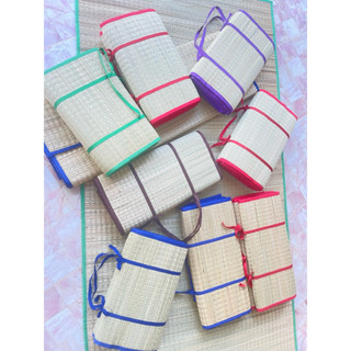 เสื่อทอมือสีพื้นไม่มีลวดลายขนาด2พับ100x190++ซม.