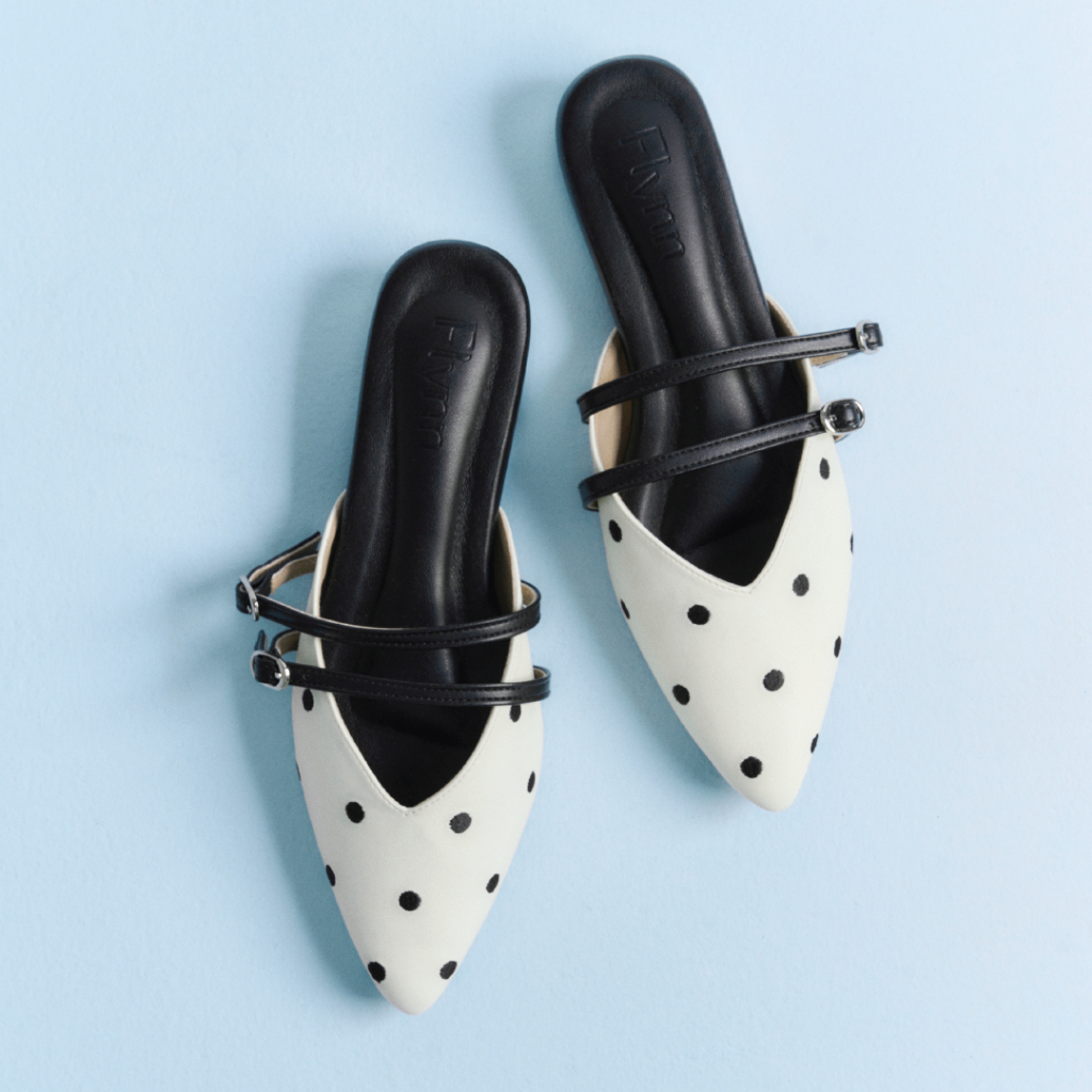 [เแนะนำเผื่อ 2 ไซส์] Flynn - Kitten heels in Polka Dot รองเท้าหัวแหลม ลายจุด ส้น 1 นิ้ว ไม่บีบหน้าเท้า นุ่มมาก