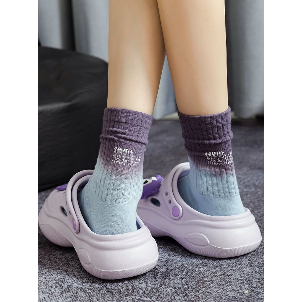 MIX’S SOCKS ถุงเท้าข้อยาว ถุงเท้า 2 เฉด กราเดียนสวยมาก ข้อไม่รัดมาก ใส่สบายสีสวยเท้า 35-43 ใส่ได้