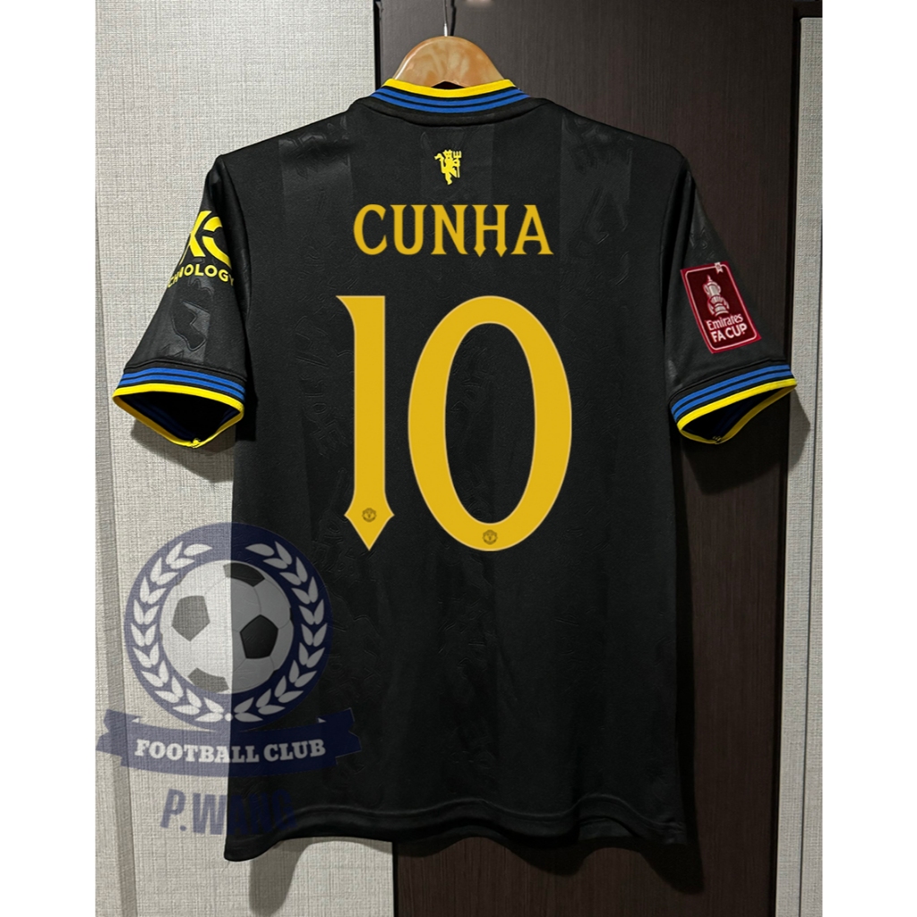 ลดท้ายฤดูกาล!! เสื้อฟุตบอล แมuยู Third ชุดสาม ( 3A ) เกรดแฟนบอล ปี 2025/26 เอฟเoคัw FA CUP ชื่อนักเตะ (แมuยู-ครบทุกคุน)