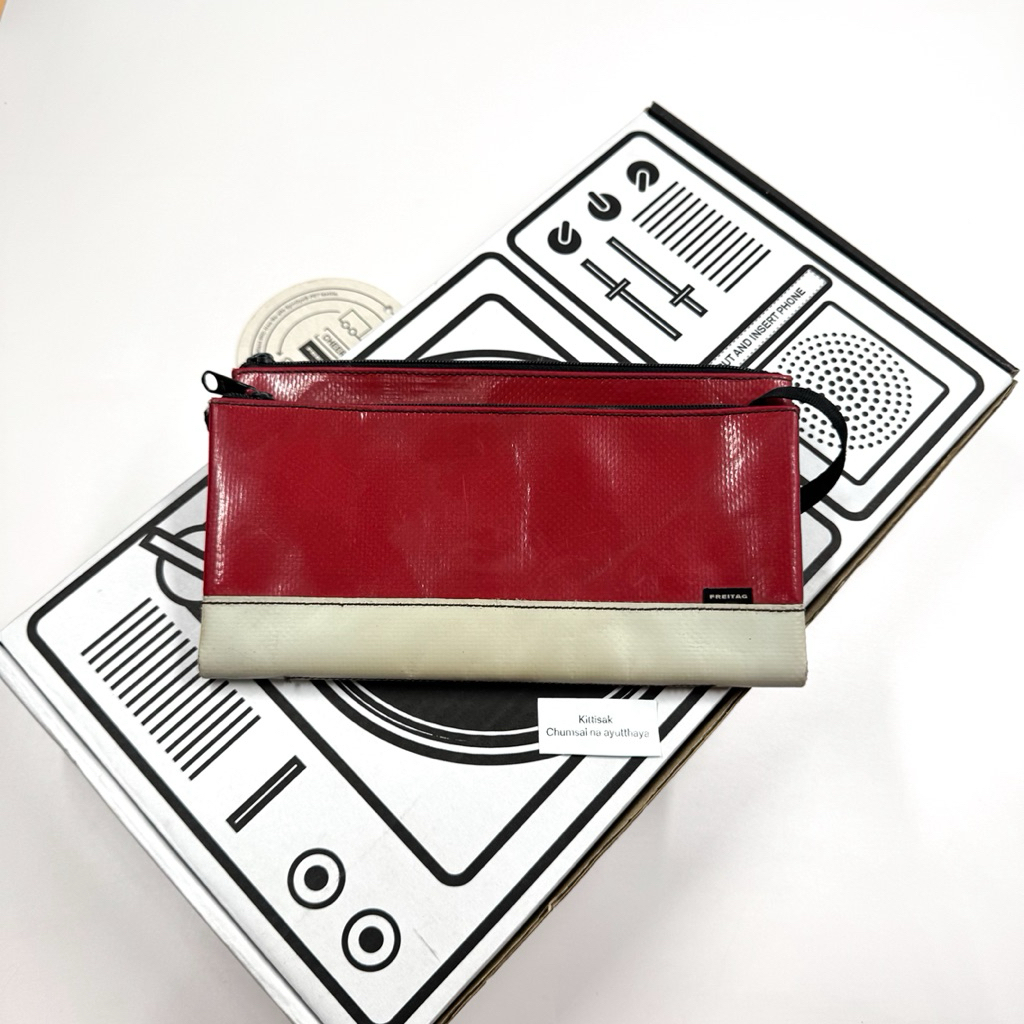 Freitag Masikura ผ้าแดงขาว🔴⚪️