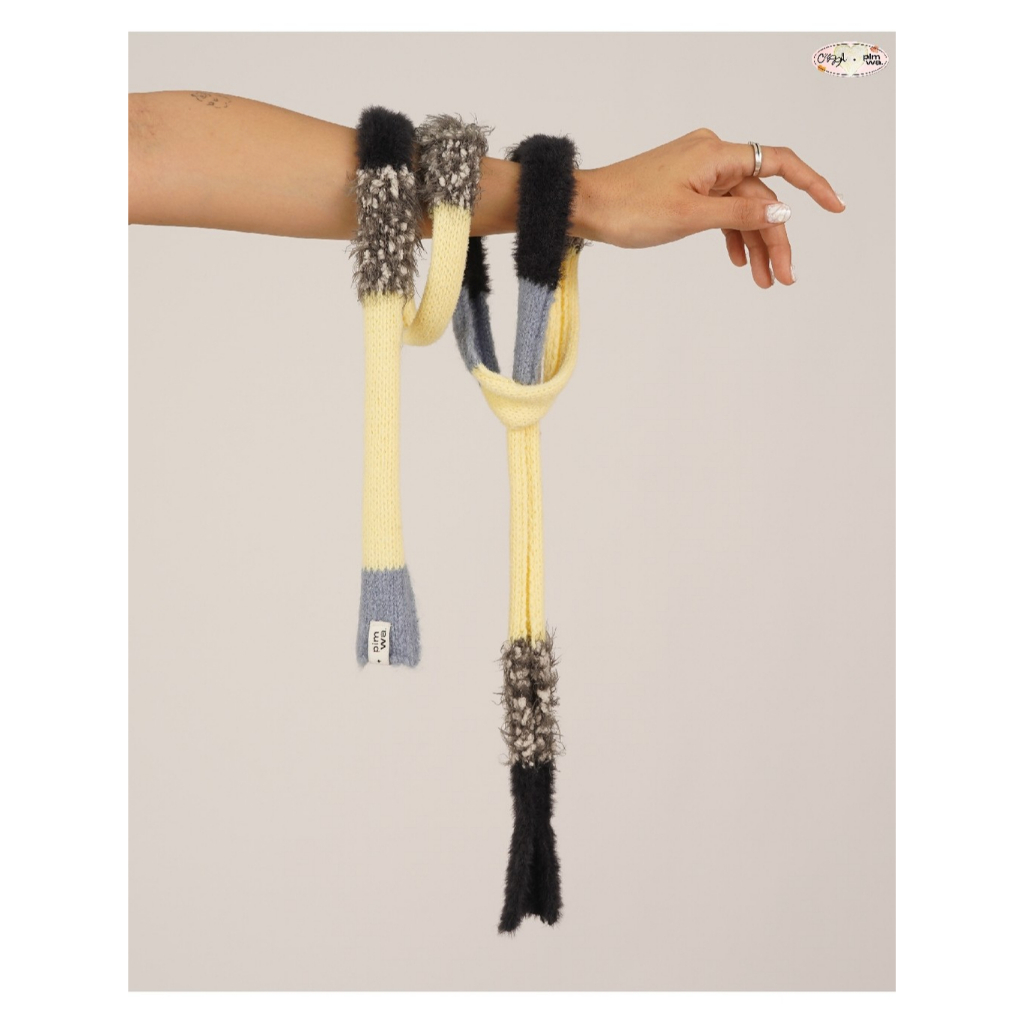 CUPPA - SPAGHETTI Mini Scarf (2 สี) Cuppa x Pimwa ผ้าพันคอไหมพรม ผสมเส้นด้ายพิเศษหลายเทกซ์เจอร์ สลับ