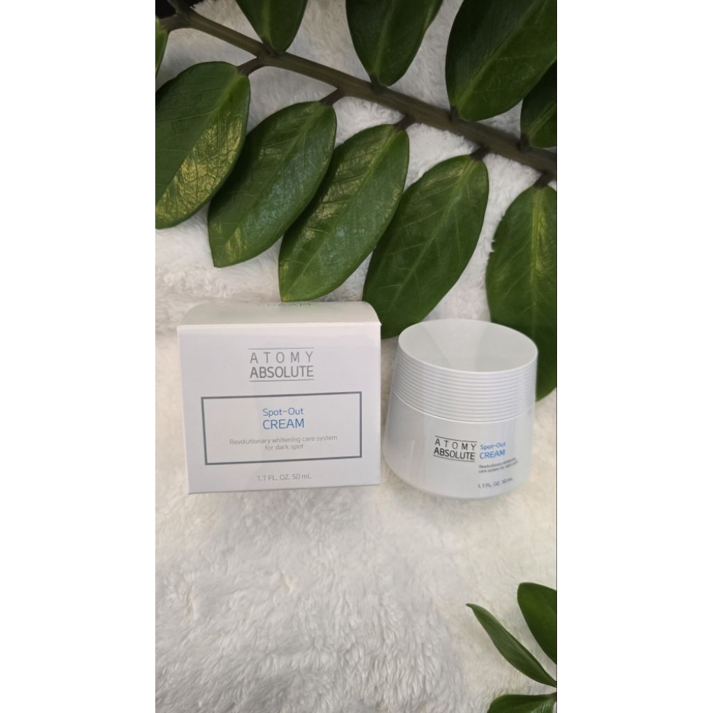 ATOME Absolute Spot-Out Cream บำรุงเทปมา ช่วยปรับตีผิวให้สม่ำเสมอ ลดเลือนจุดด่างดำ