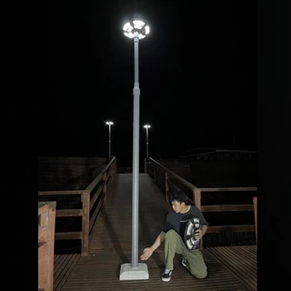 ไฟโซล่าเซลล์ รุ่น UFO พร้อมฐานซีเมนต์ เเละเสาสำเร็จรูป ทรงสวยงาม ติดตั้งง่ายไม่ต้องง้อช่าง