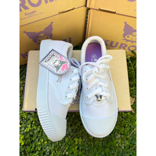 💦พร้อมส่ง💦 รองเท้าผ้าใบนักเรียน รุ่น Y999 สีขาว สีดำ พื้นม่วง ไซส์ 33-42 ลิขสิทธิ์แท้จากซาริโอ้ คุโรมิ รองเท้าพละ ผ้าใบ