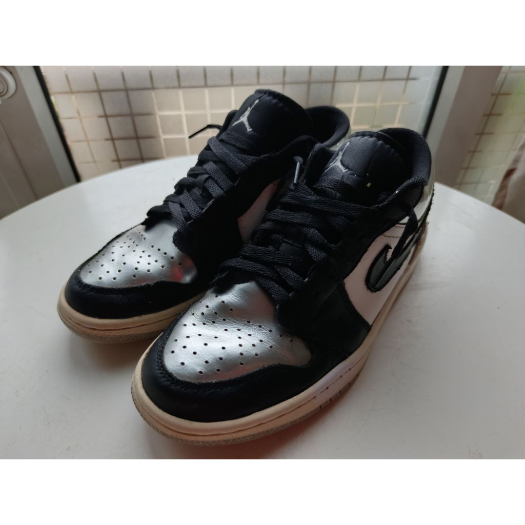 jordan 1 low ไซส์ 41eur 26ซม.