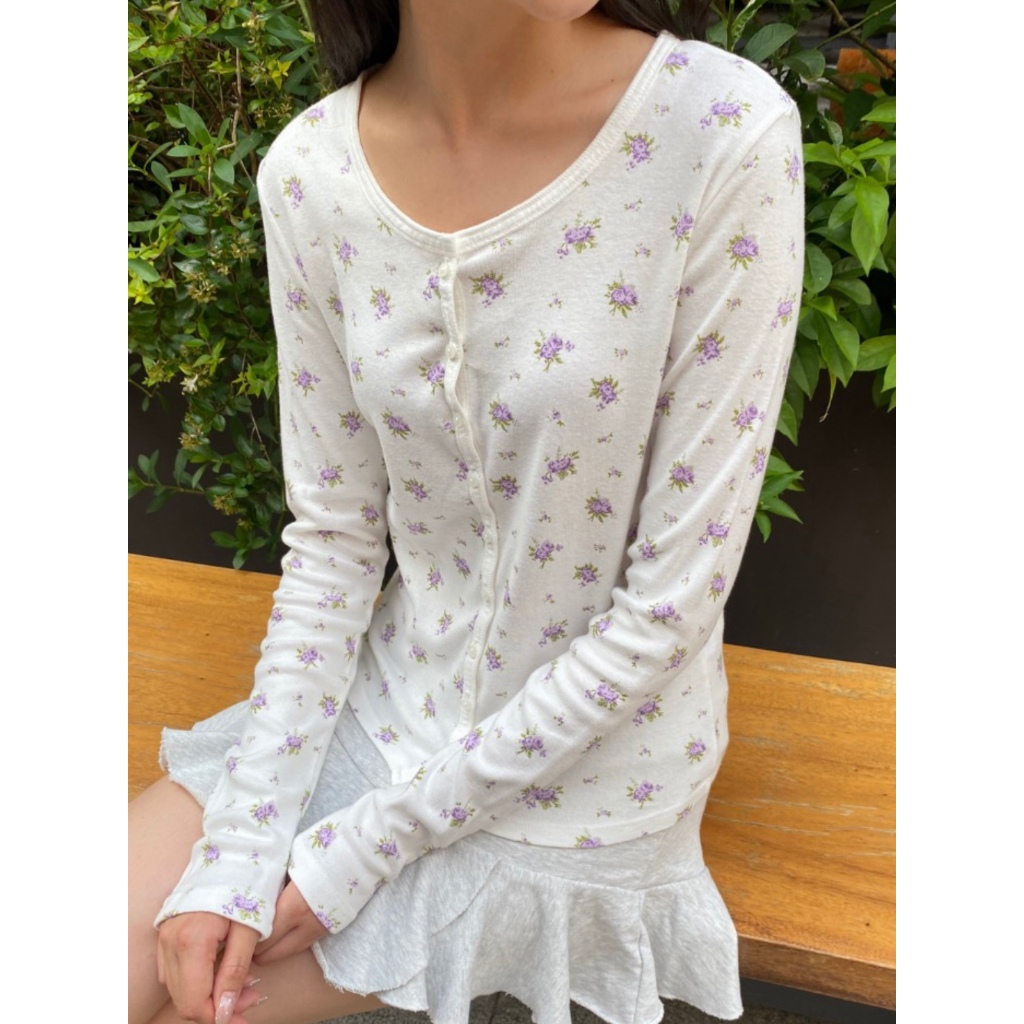 (พร้อมส่ง) BrandyMelville Zelly Floral Top เสื้อแขนยาว ของแท้จากช็อป