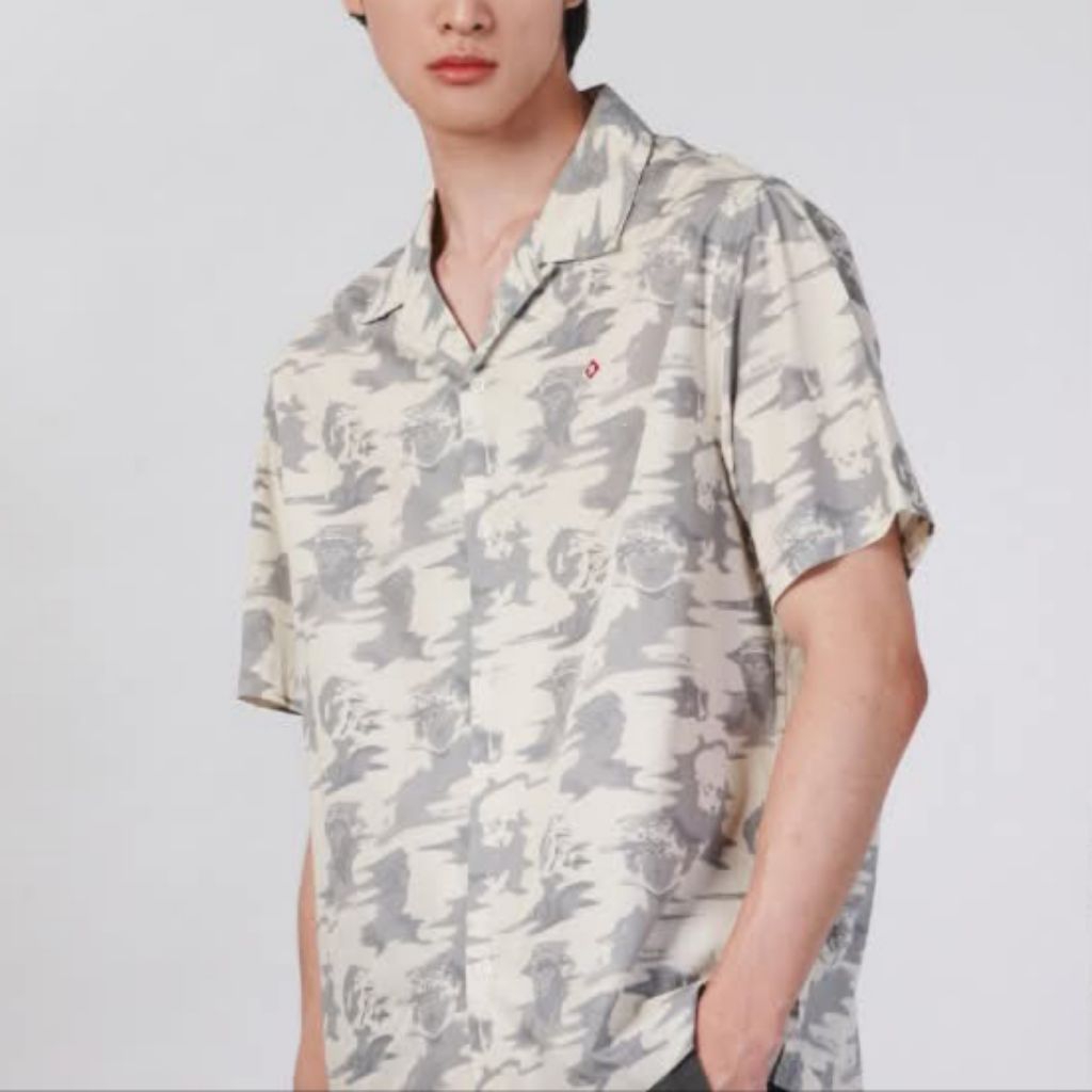 เสื้อเชิ้ต John Henry relaxed fit
