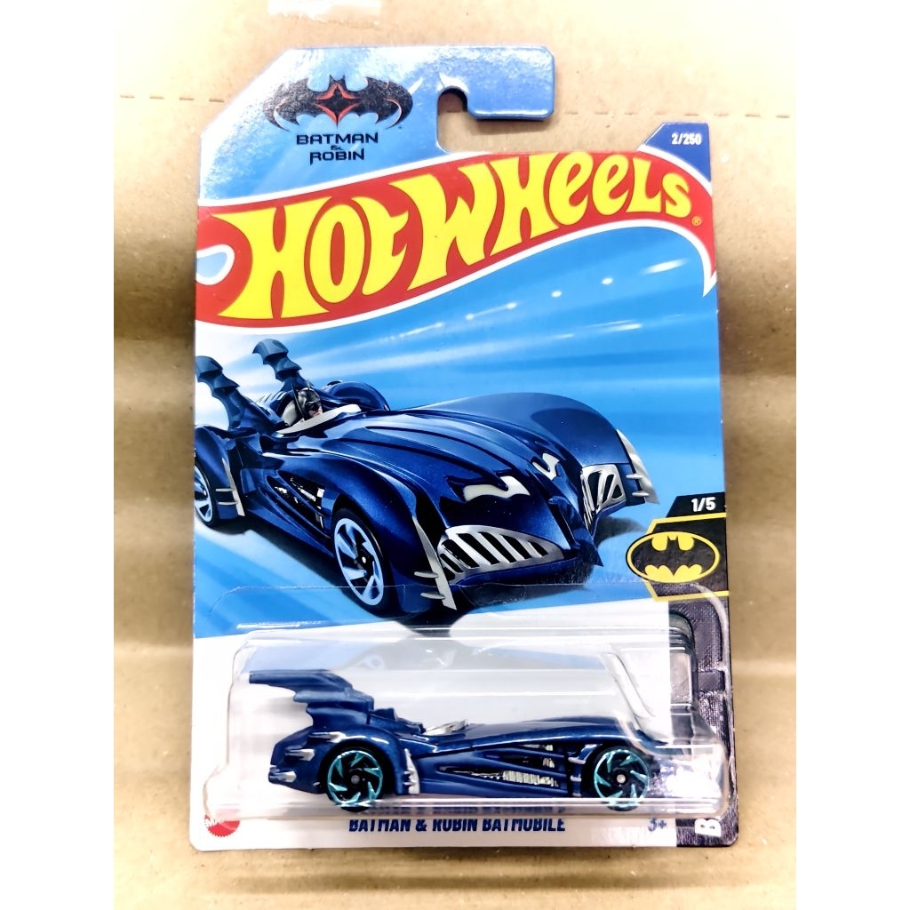 22HW Hot wheels รถฮอทวีลขนาดเล็ก BATMAN & ROBIN BATMOBILE BLUE