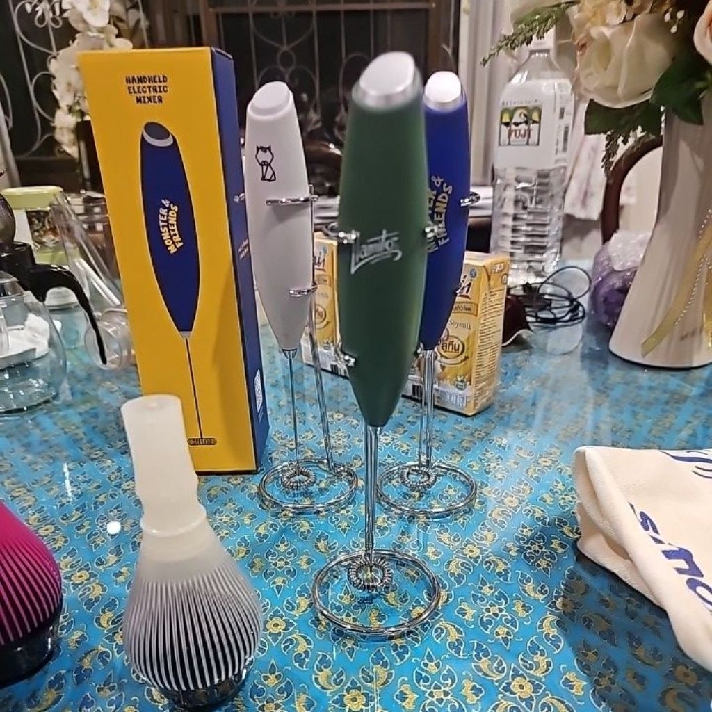 Lamitoเครื่องตีฟองนม ของแท้ มือสอง อาจมีรอยเปื้อนเล็กน้อย สภาพดี ใช้งานปกติ ดูคลิปก่อนสั่ง