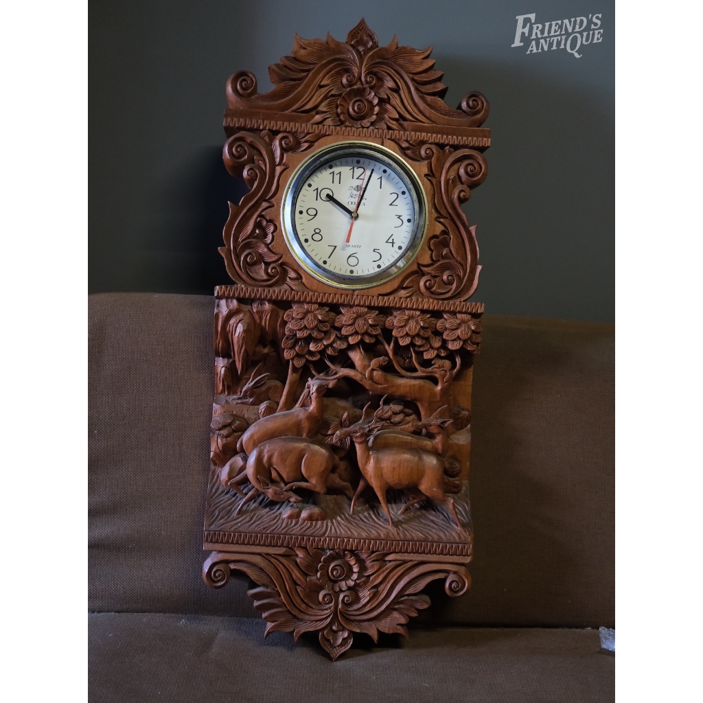 นาฬิกาไม้แกะสลัก Celica งานวินเทจ ไม้สักแท้ใช้งานได้ตามปกติ