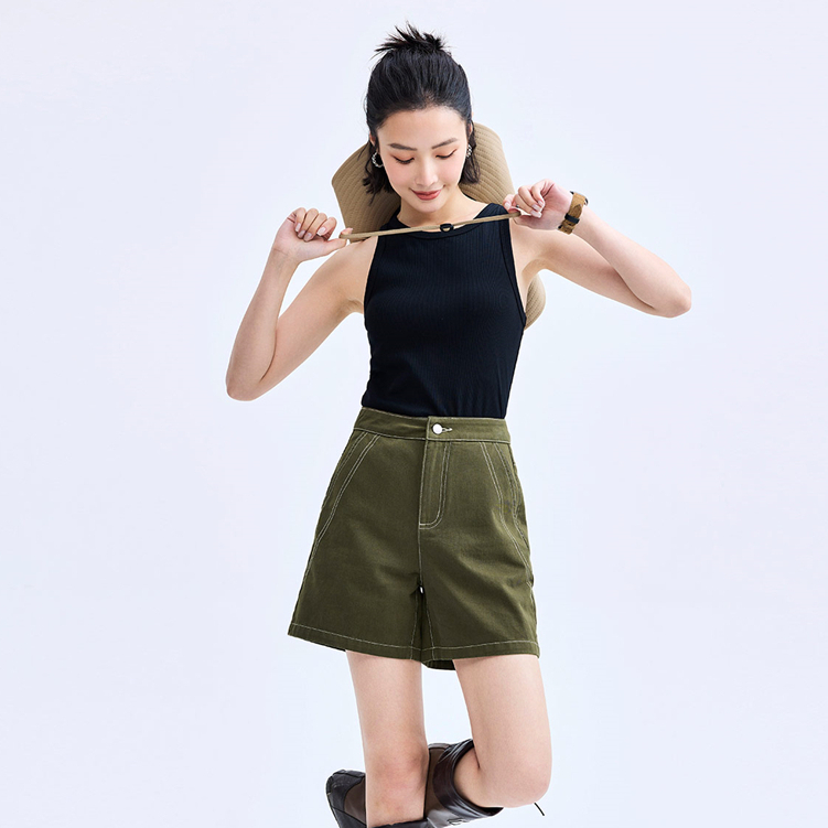 GIORDANO (Online Exclusive) กางเกงขาสั้นผู้หญิง Women's A-Line Shorts 18404208 B1