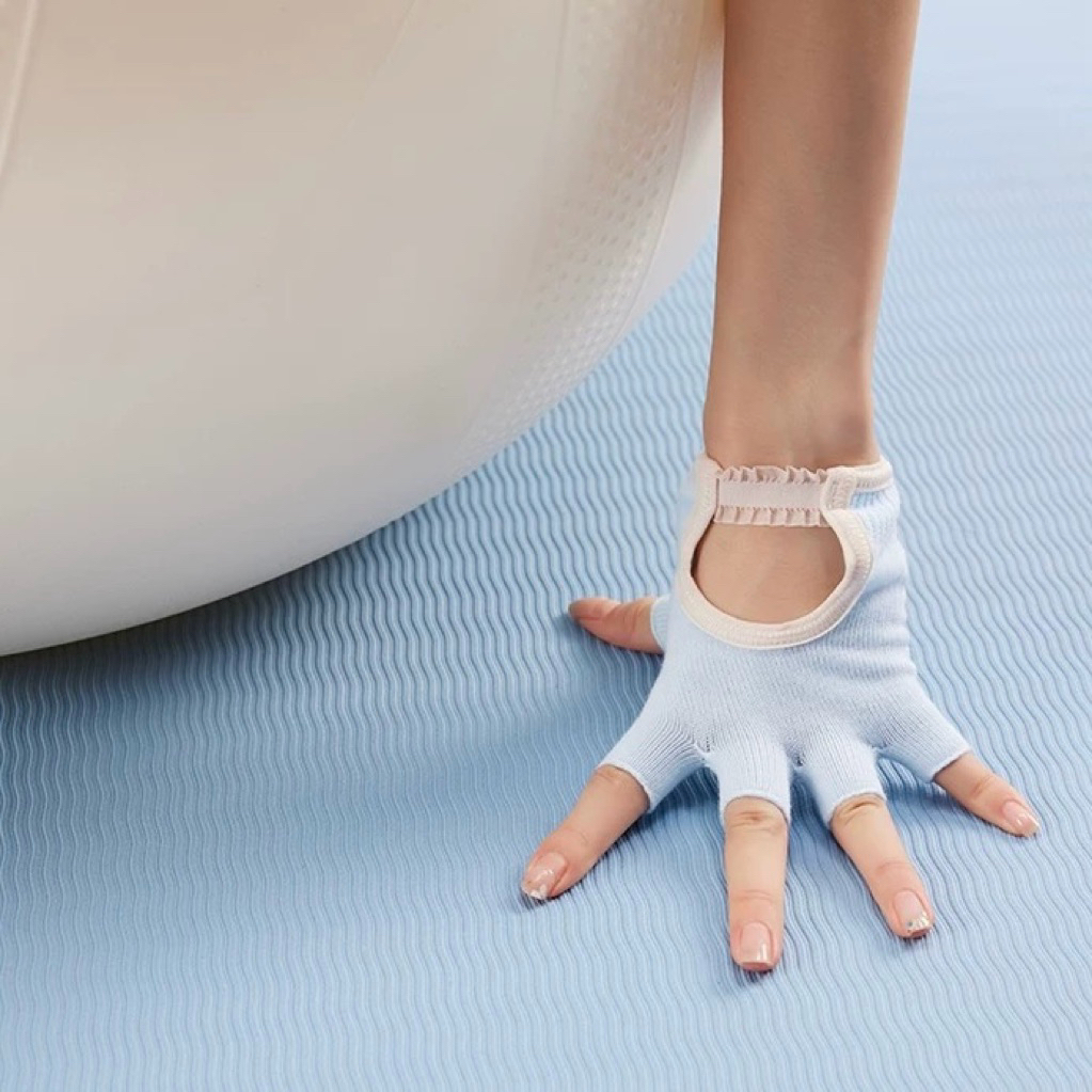 (7 สี) ถุงมือโยคะ พิลาทิส กันลื่น ลูกไม้ ถุงมือสําหรับออกกำลัง Pilates yoga ราคา ถูกที่สุด ดีลบีเคเค แกลเลอรีภาพที่ 6