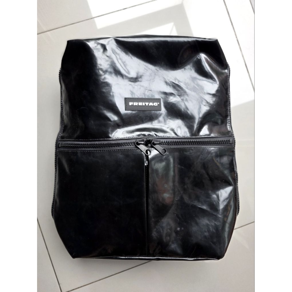 Freitag F49 Fringe ดำล้วนซิปดำใบจบ มือ 1 tag ห้อย ผ้าโคตรสวย