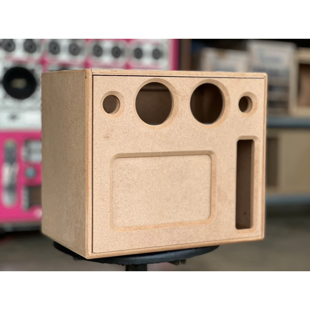 ตู้เปล่า สูตรกระแทกข้าง 8 นิ้ว1ดอก