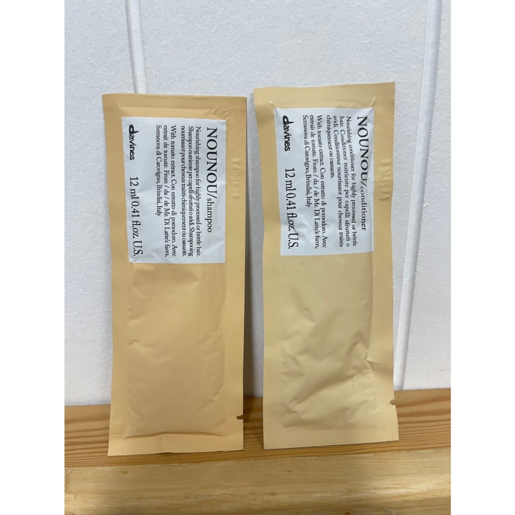 สินค้าพกพา ขนาดทดลองใช้ Davines Nounou shampoo แชมพู12ml + Conditioner 12ml สำหรับเส้นผมที่ผ่านการทำเคมีและแห้งเสียมาก