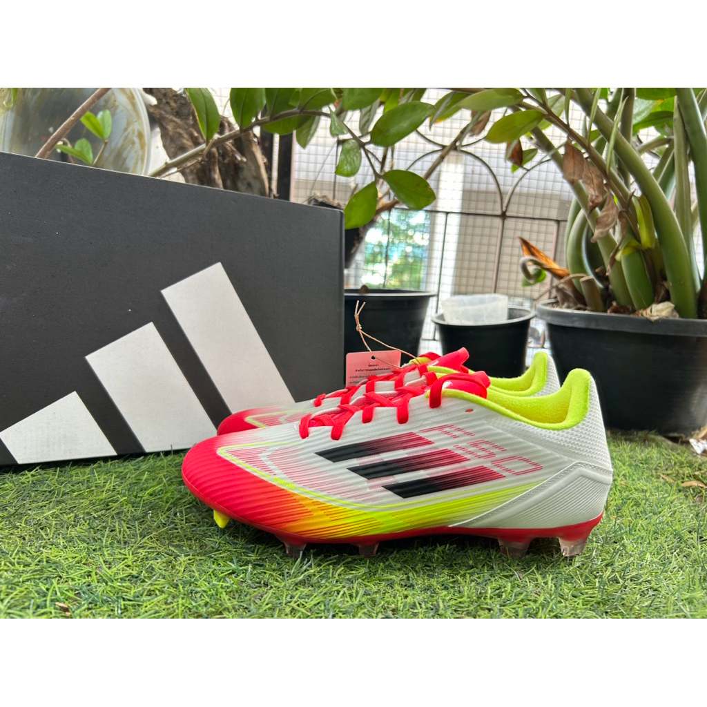 รองเท้าฟุตบอล รุ่น 🔥ADIDAS F50 LEAGUE FG/MG🔥 รหัส IE1289