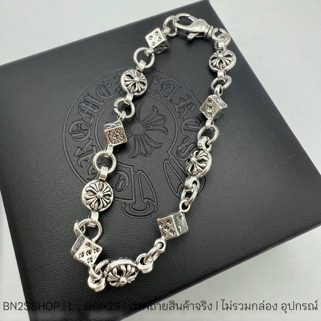 CH DICE AND CROSSBALL BRACELET สร้อยข้อมือโครมฮาร์ท จี้ลูกเต๋า สีเงินรมดำ งานสวย ราคาไม่แพง - รูปที่ 4