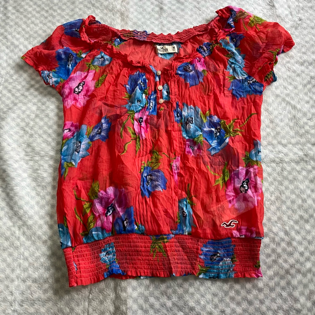 hollister เสื้อมือสอง