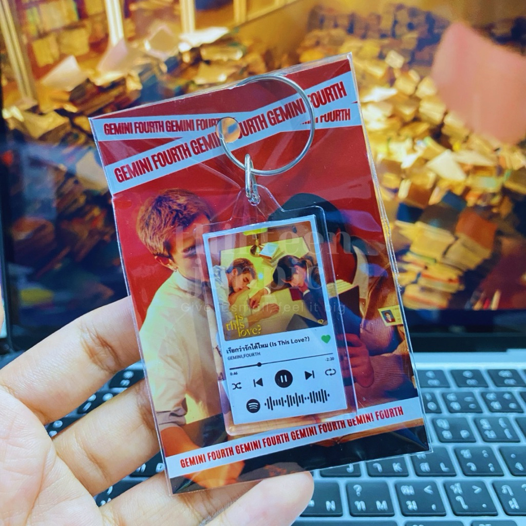 Custom Acrylic Keychain | พวงกุญแจสั่งทำ กรอบอะคริลิกใส น่ารัก แฟนคลับ ของแจกงานคอน