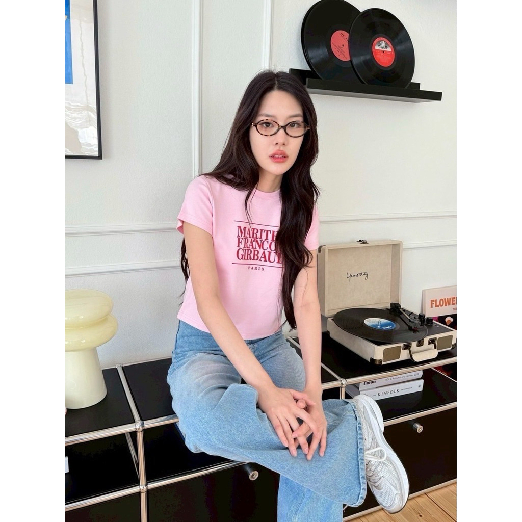 “MARITHE 2Tone T-Shirt” เสื้อยืดแบรนด์ดัง รุ่นใหม่ งานตามหาชนช็อปเกาหลีเลยค้า งานปักลายอักษรด้านหน้า - รูปที่ 7