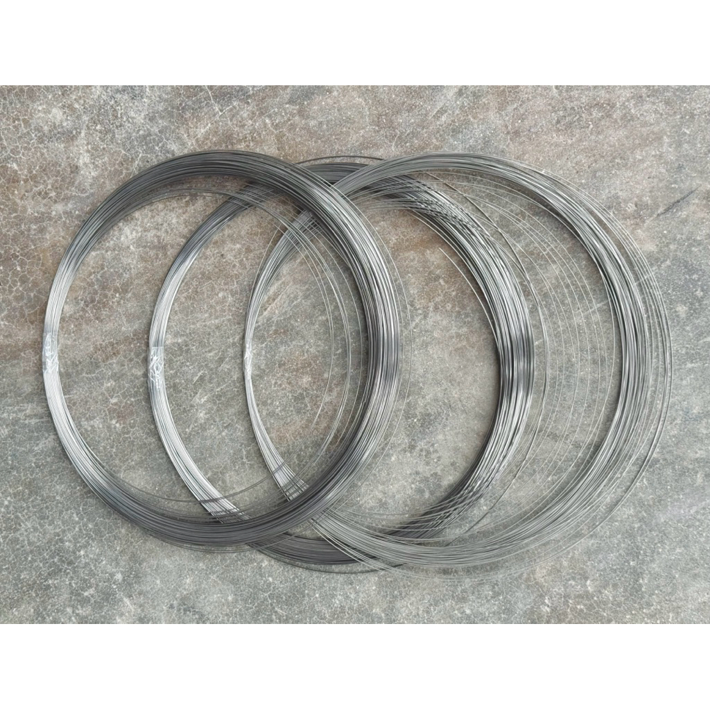 ลวดสปริงสเเตนเลส SUS 304 ขนาด 0.3 - 2 มิล ไม่เป็นสนิม ราคาต่อ 1 เมตร เเข็งเเบบลวดสปริงไม่นิ่มไม่ใช้ลวดเติม