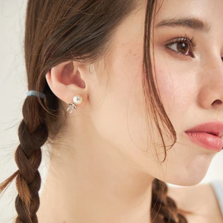 earika.earrings - balloon ribbonie ต่างหูบอลลูนไข่มุก วัสดุสแตนเลส (stainless steel)
