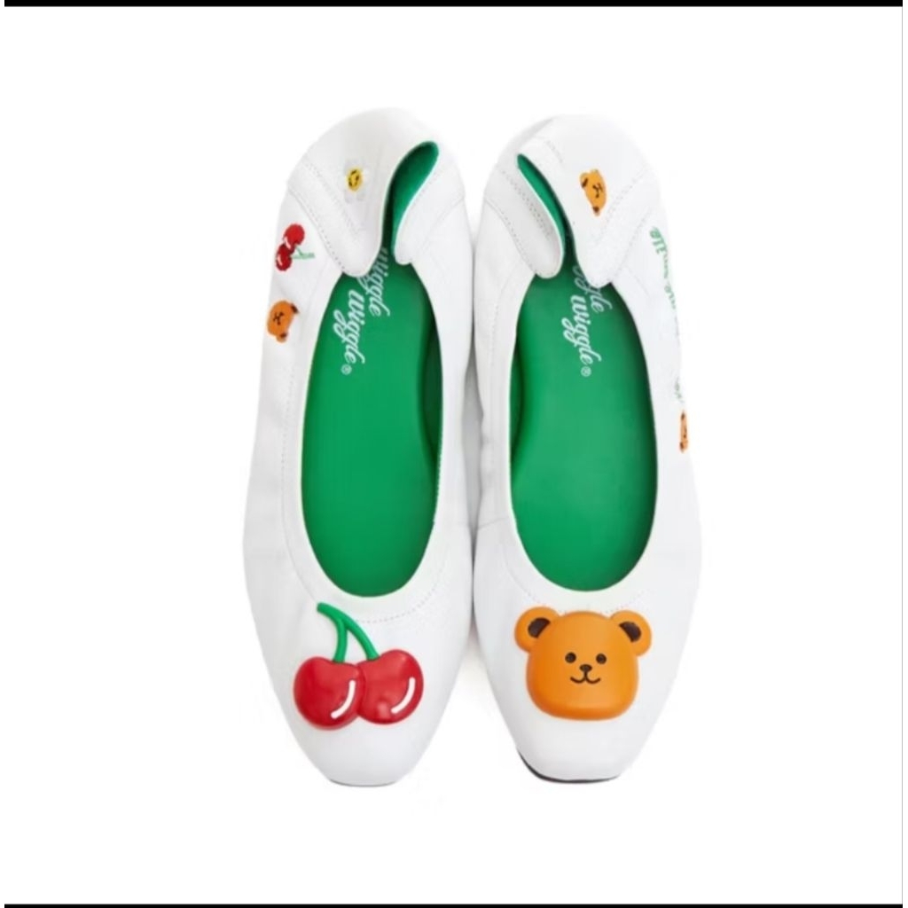 O&B x Wiggle Wiggle ลายหมี & เชอร์รี่ (รองเท้ามือสอง) รองเท้าหนัง พร้อมส่ง