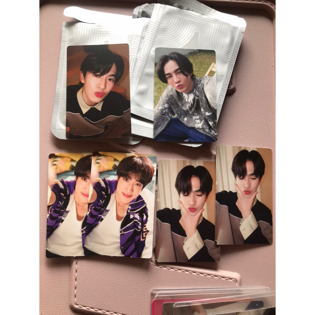 การ์ด BUS 1st anniversary (ได้ทั้ง 6 ใบค่ะ)