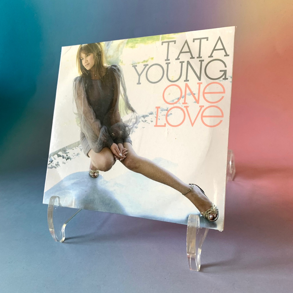 🛒 (พร้อมส่ง/ซีลปิดใหม่) CD ซีดีเพลง: Tata Young (ทาทา ยัง) — One Love (Single) [Thailand/promo]