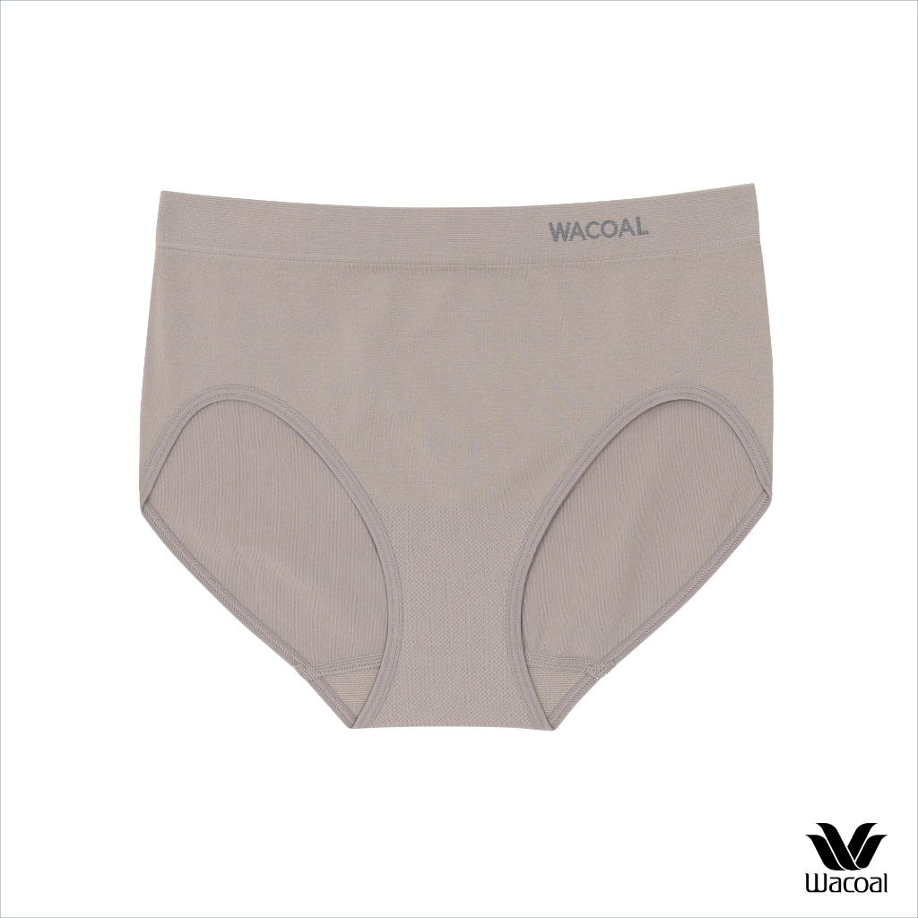 Wacoal Body Seamless Panty กางเกงในรุ่น WU3E03 สีกากี (KA)
