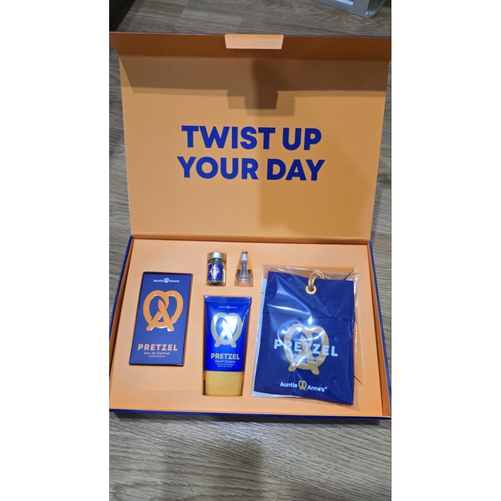พร้อมส่ง น้ำหอมกลิ่น Pretzel Almond Auntie Anne's แท้ 100% กลิ่นหอมมาก