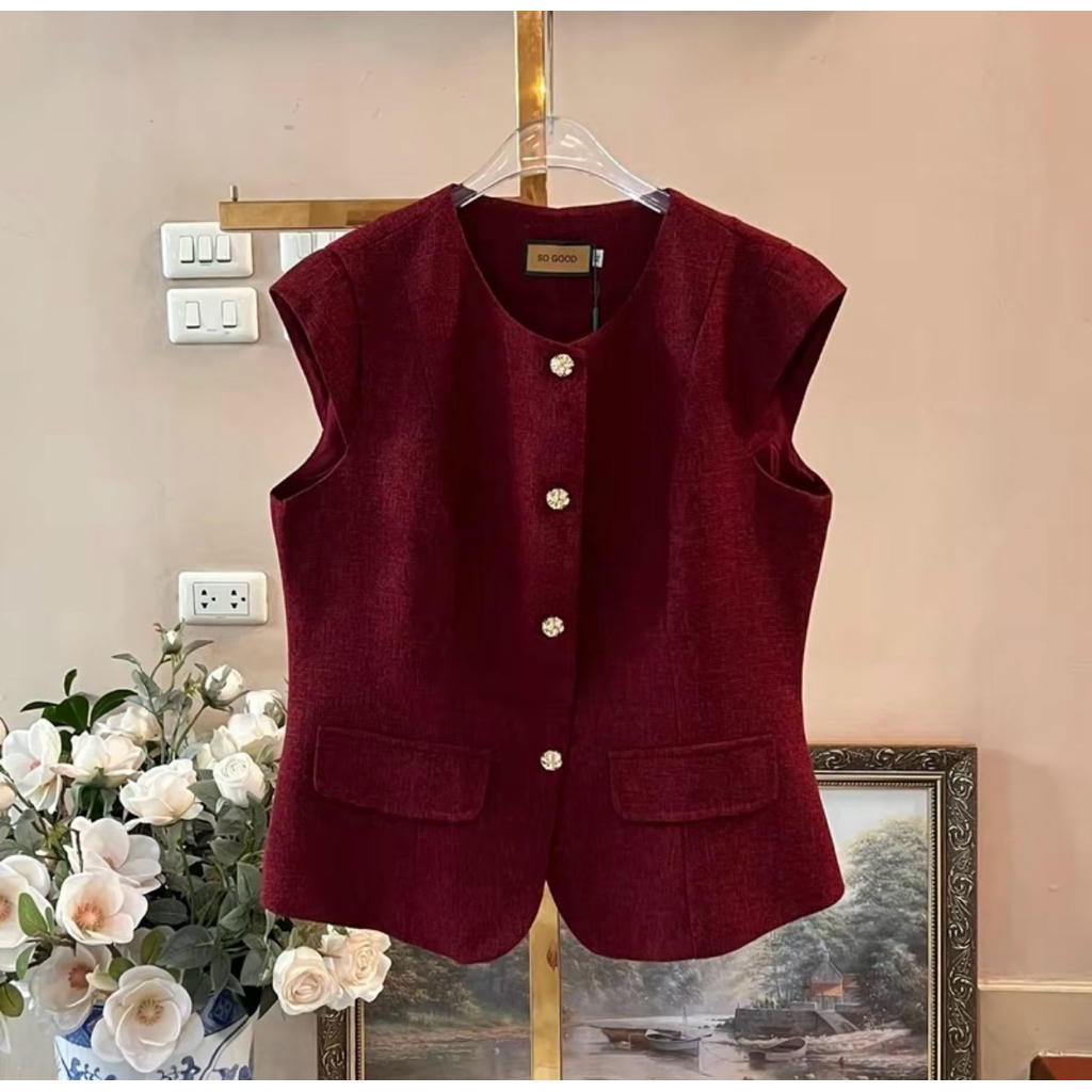 เสื้อกั๊กแบรนsogoodป้ายห้อย (ไม่เคยใส่ค่ะ)