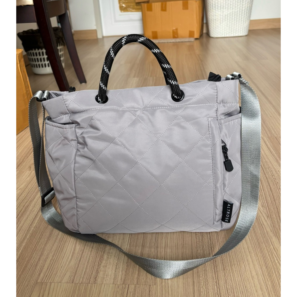 กระเป๋าผ้า ALTROSE มือสอง ของแท้💯% สภาพยังสวย ไม่มีตำหนิ