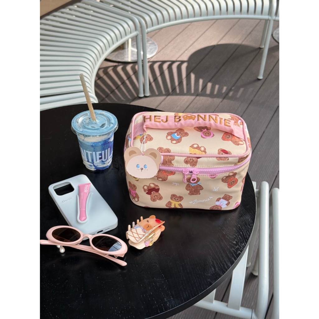 Honey Hug Make up Bag | Hej Bonnie Official รูปที่ 5