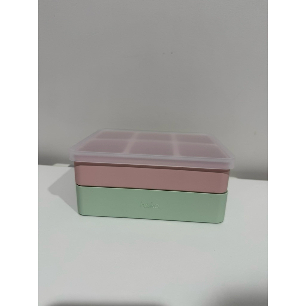 Hako ที่ทำน้ำแข็งซิลิโคน ice tray *สีชมพู+เขียว+ฝา*