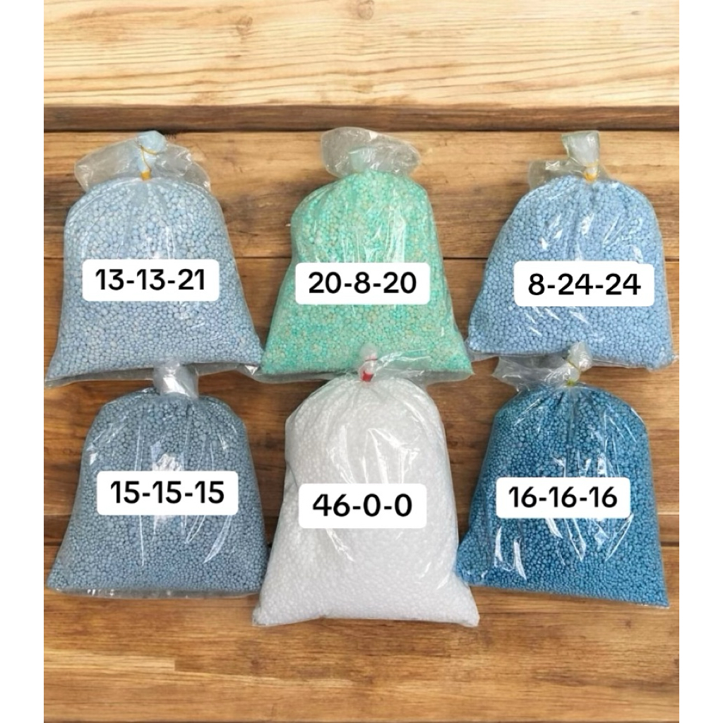 ปุ๋ยเคมี 13-13–21 ปุ่ย15-15-15 สูตร8-24-24 ยูเรีย46-0-0 ปุ๋ย16-16-16 1กิโลและ2กิโล