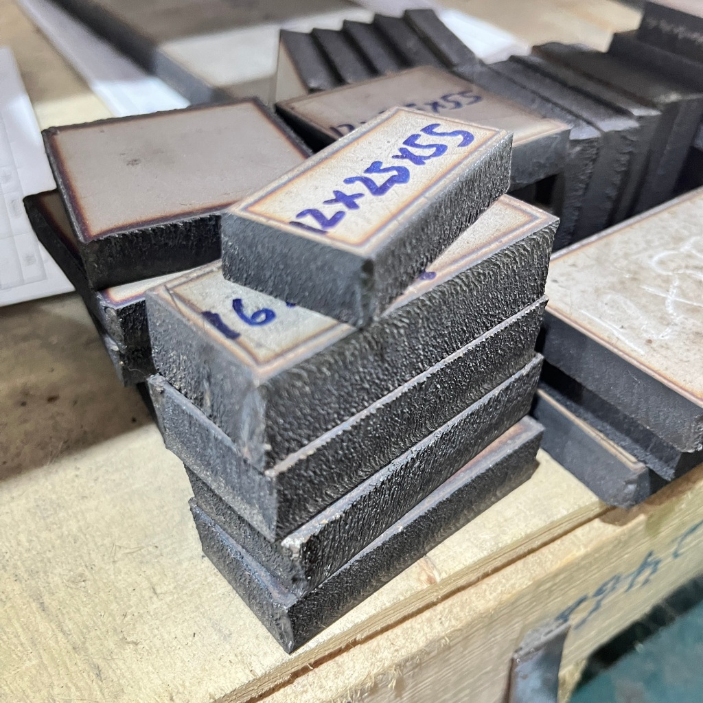 แผ่นสเตนเลสSUS304 ขนาด หนา 11.4x55x145mm. (ตัดพลาสม่า) - รูปที่ 4