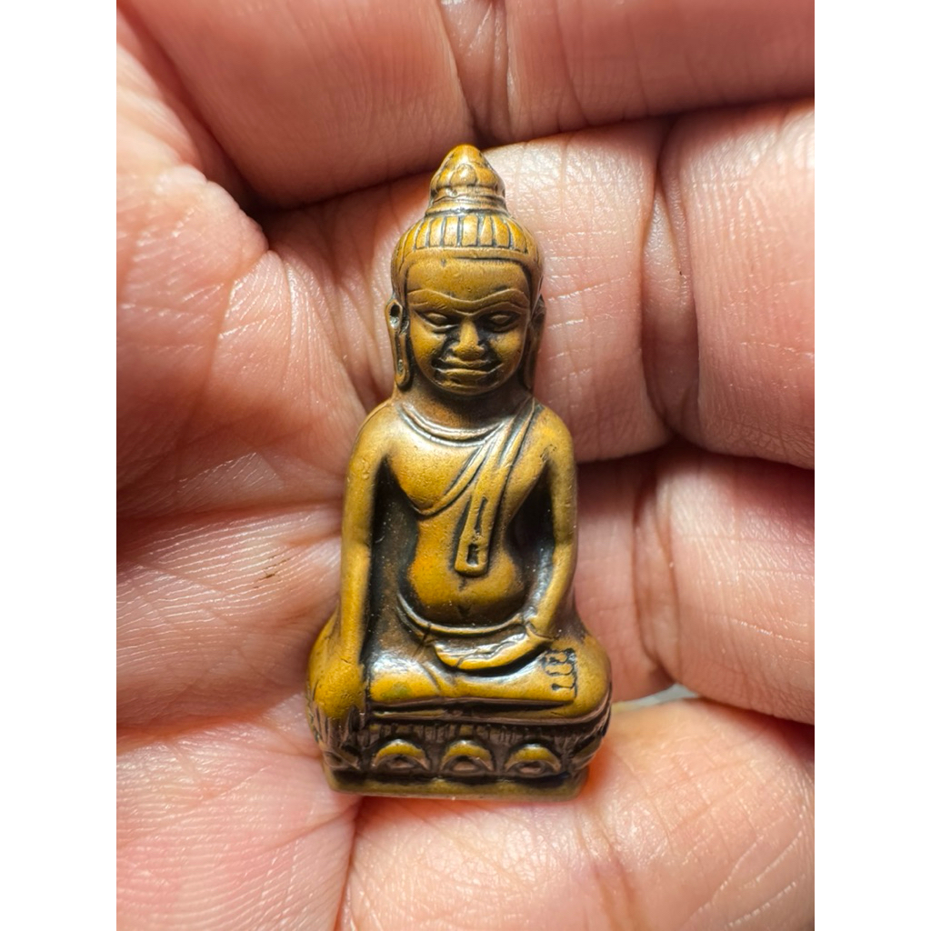 B (ประกันแท้💯)พระหูยาน จปร.วัดราชบพิธ ปีลึก2513(รุ่นปืนแตก) ทองแดงรมดำ หายากมาก นิยม สวย น่าเก็บบูชามาก