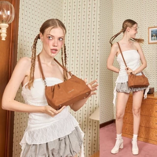 [มีส่งทันที] Caseharden Dumpling Suede Bag กระเป๋าสะพายหนังกลับ
