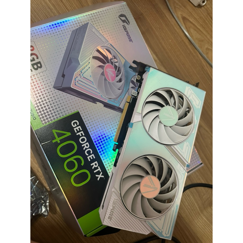 RTX 4060 Colorful IGAME  Ultra