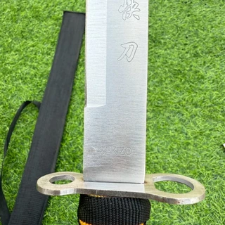 SAMURAI 70 cm. ใบสแตนเลส หนา 2.4 mm ใบเจาะพอดสวยงาม ยามรวมด้าม 70 เซนติเมตรเล่มสวย ซามูไร