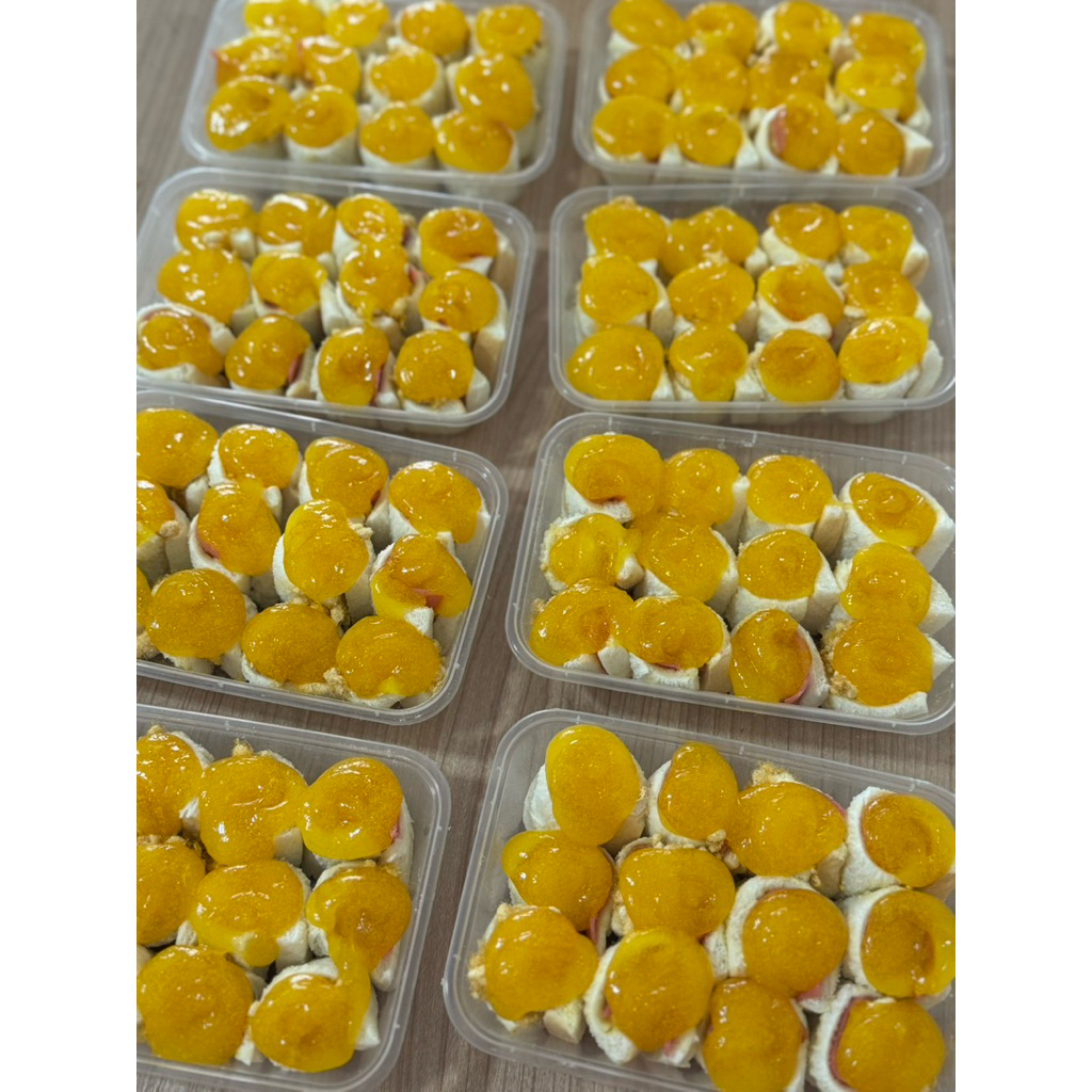 แซนด์วิชโรลหมูหยอง2กล่อง115.